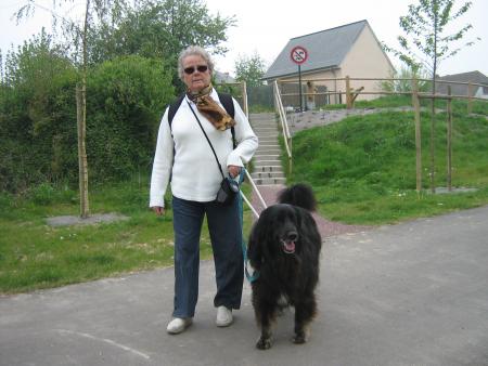 en rando, Mme Lapompadour de la France profonde( Ugane) et sa ma�tresse