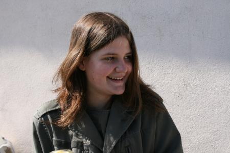 la  joie de vivre. une de mes,  petite fille .