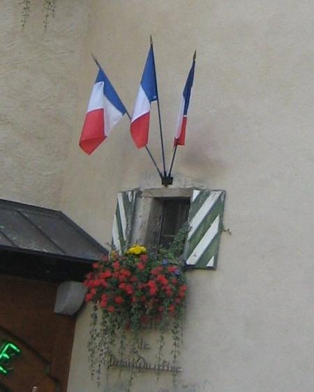  LE RESPECT  ET  L'ADIEU..