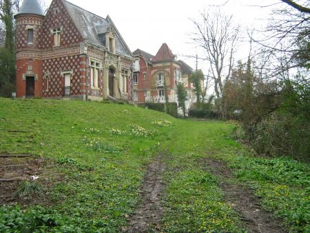 dommage ce n'est pas notre maison, vue sur la mer, et le sentier pour y descendre � la porte..