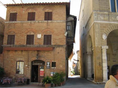 une tr�s vielle auberge..