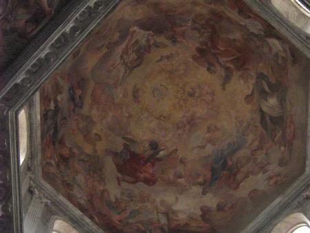 plafond de toute beaut� peint, ces photos sont de la basilique du peuple, place du peuple en fran�ais.