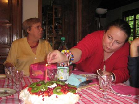 le g�teau, tant attendu!!! fait par Camille