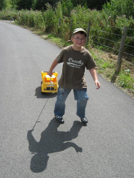 ah! tien c'est le petit bolide..