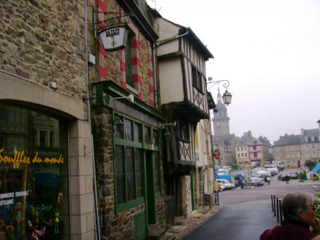 Maison a encorbellement.