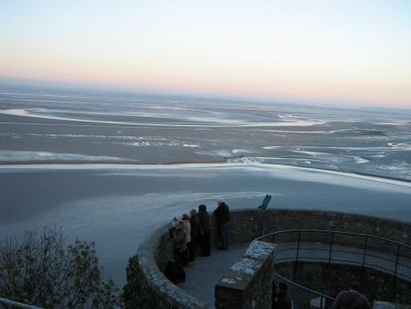 du haut des remparts.