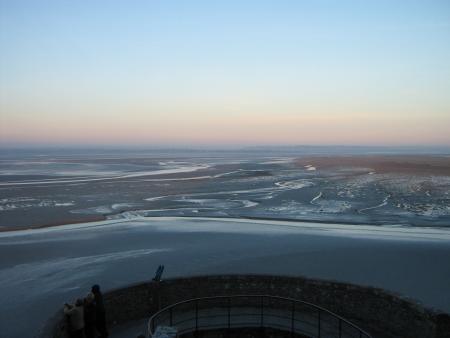 Mar�e basse prise du Mont St Michel  en 10.06